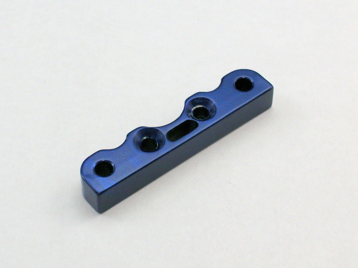 IHW05 Al Susp Shaft Holder FLR (Mini Inferno/B IHW05  - KYOSHO RC